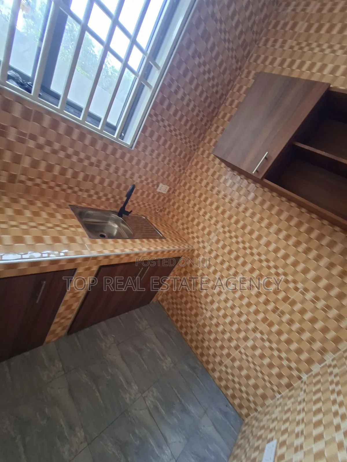 1bdrm Apartment in 150, Ga East Municipal for rent