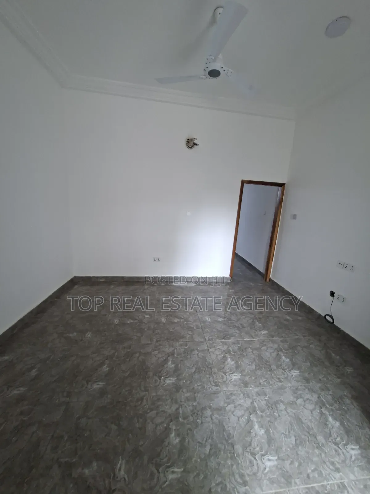 1bdrm Apartment in 150, Ga East Municipal for rent
