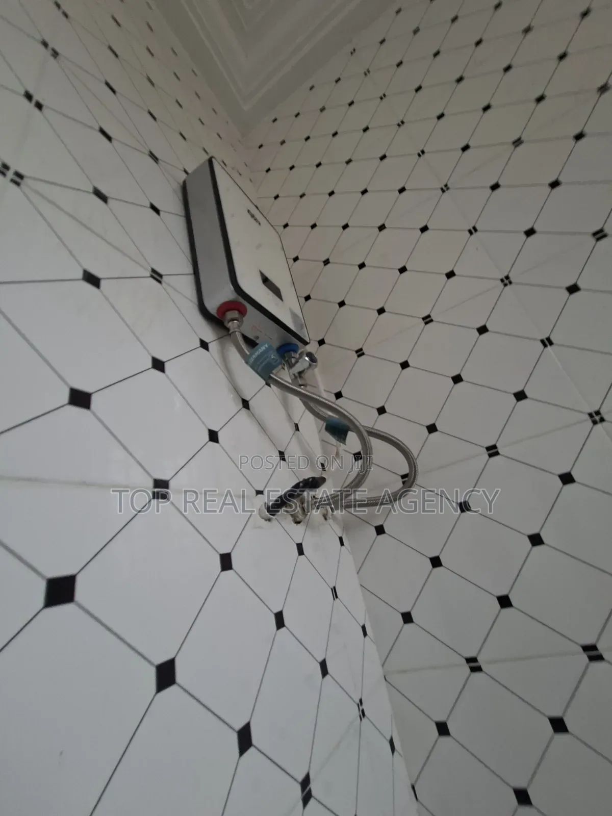 1bdrm Apartment in 150, Ga East Municipal for rent