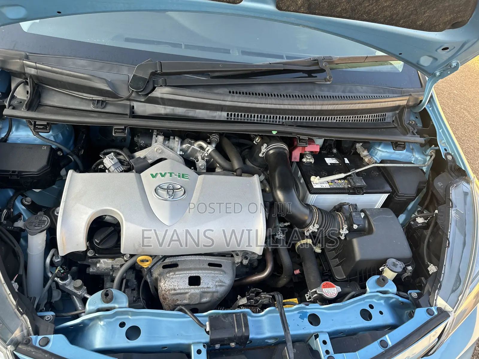 Toyota Vitz 1.3 FWD 5dr 2016 Blue