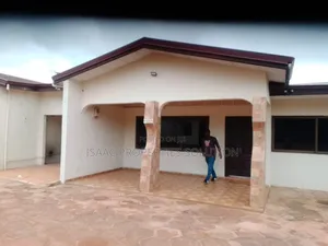 4bdrm Apartment in Isaac Properties, Shama Ahanta East Metropolitan