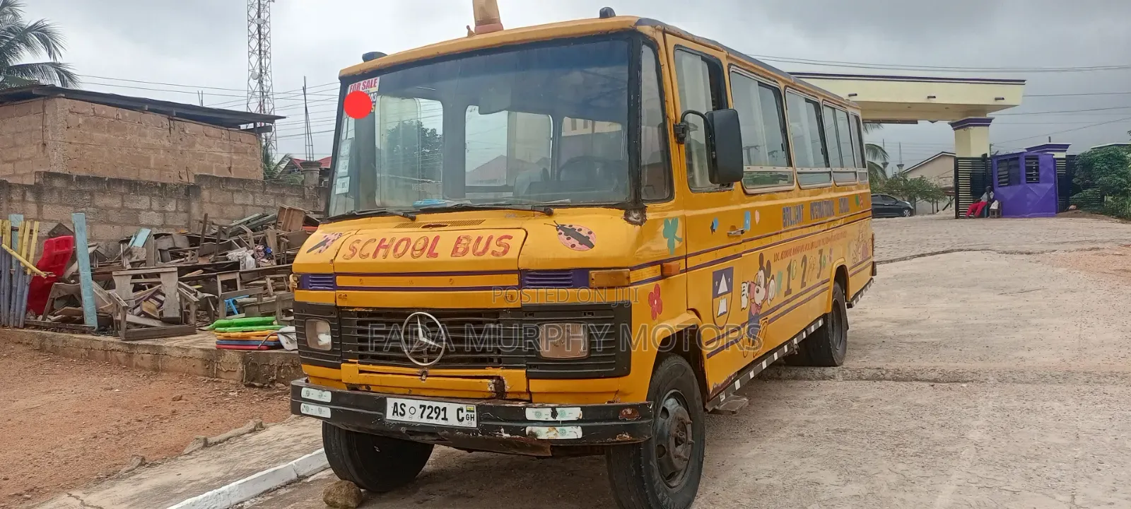 Mercedes-Benz T2 1998 Yellow