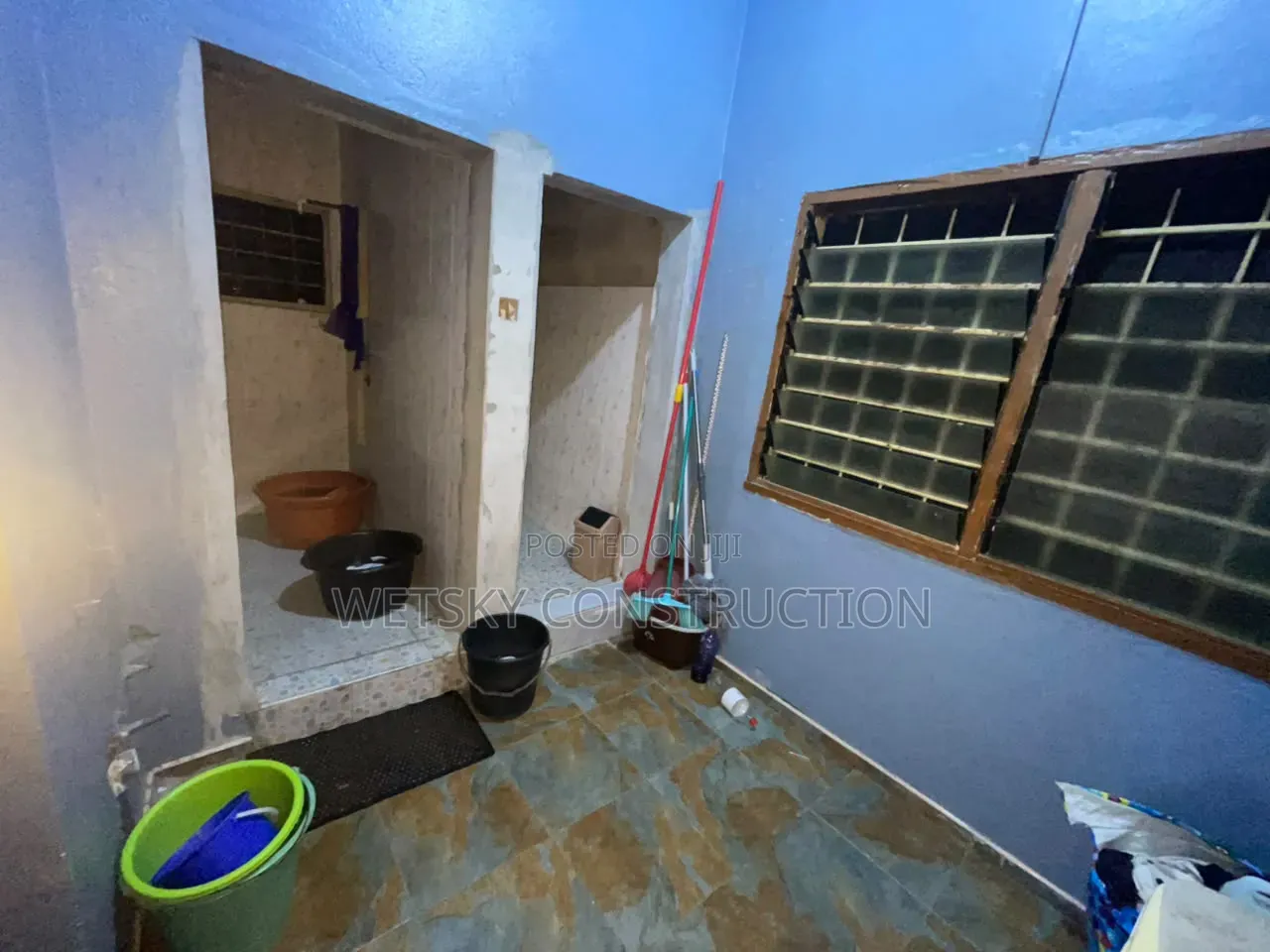 2bdrm Apartment in Dansoman Agege, Exhibition for rent