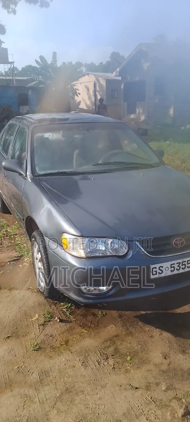 Toyota Corolla Luxel 1.8i 2000 Silver
