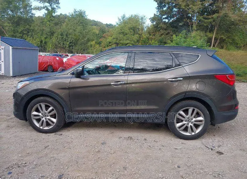 Hyundai Santa Fe 2014 Brown