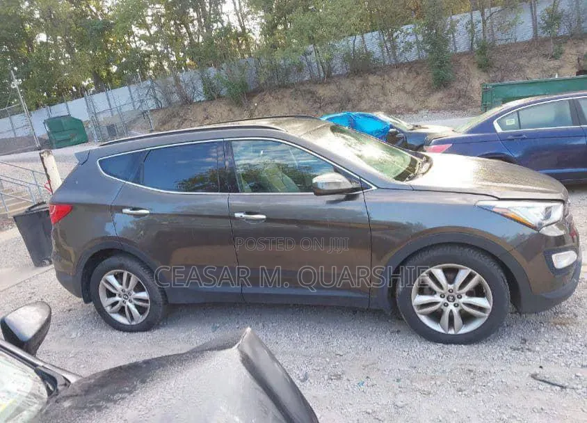 Hyundai Santa Fe 2014 Brown