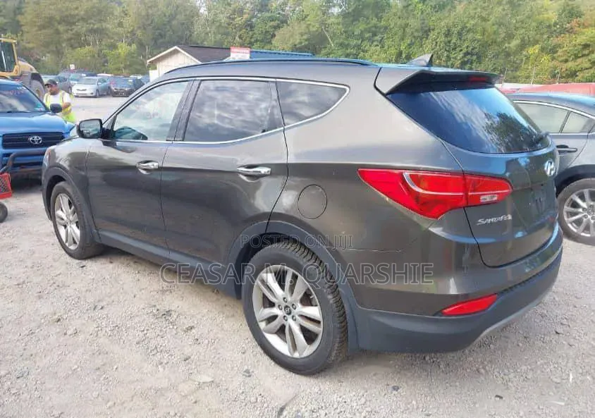 Hyundai Santa Fe 2014 Brown