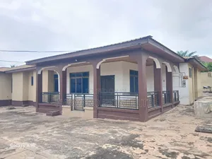 5bdrm House in Tech Deduako Knust, Kumasi Metropolitan for rent