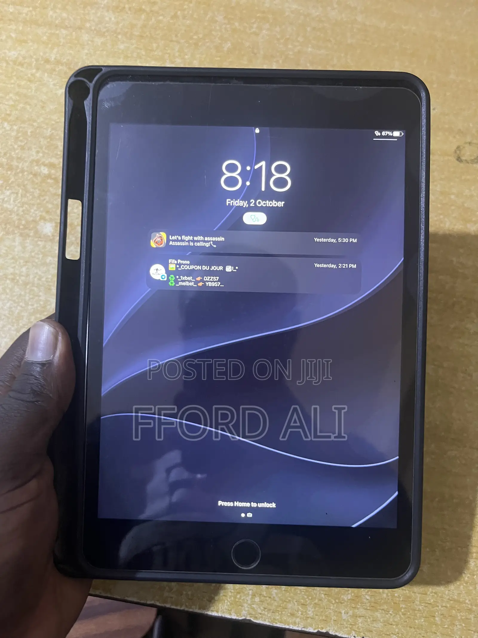 Apple iPad mini 4 128 GB Gray