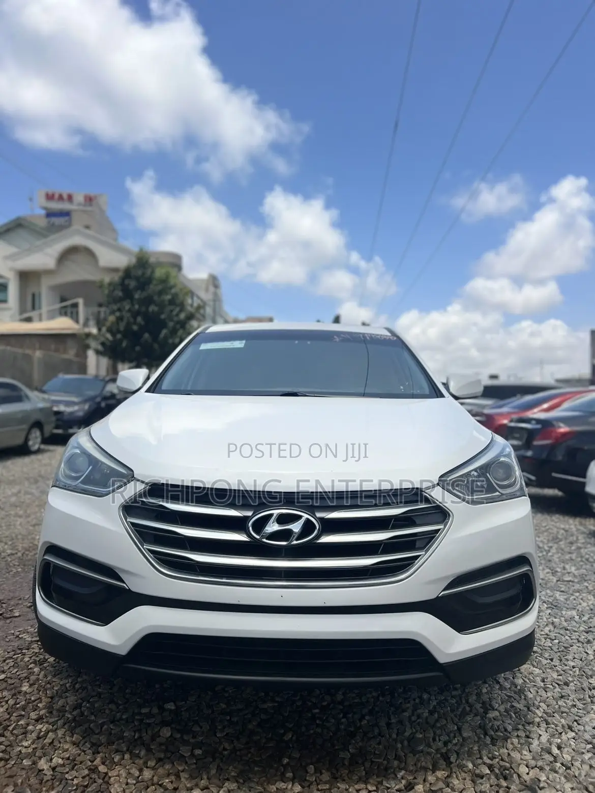Hyundai Santa Fe SE AWD 2017 White