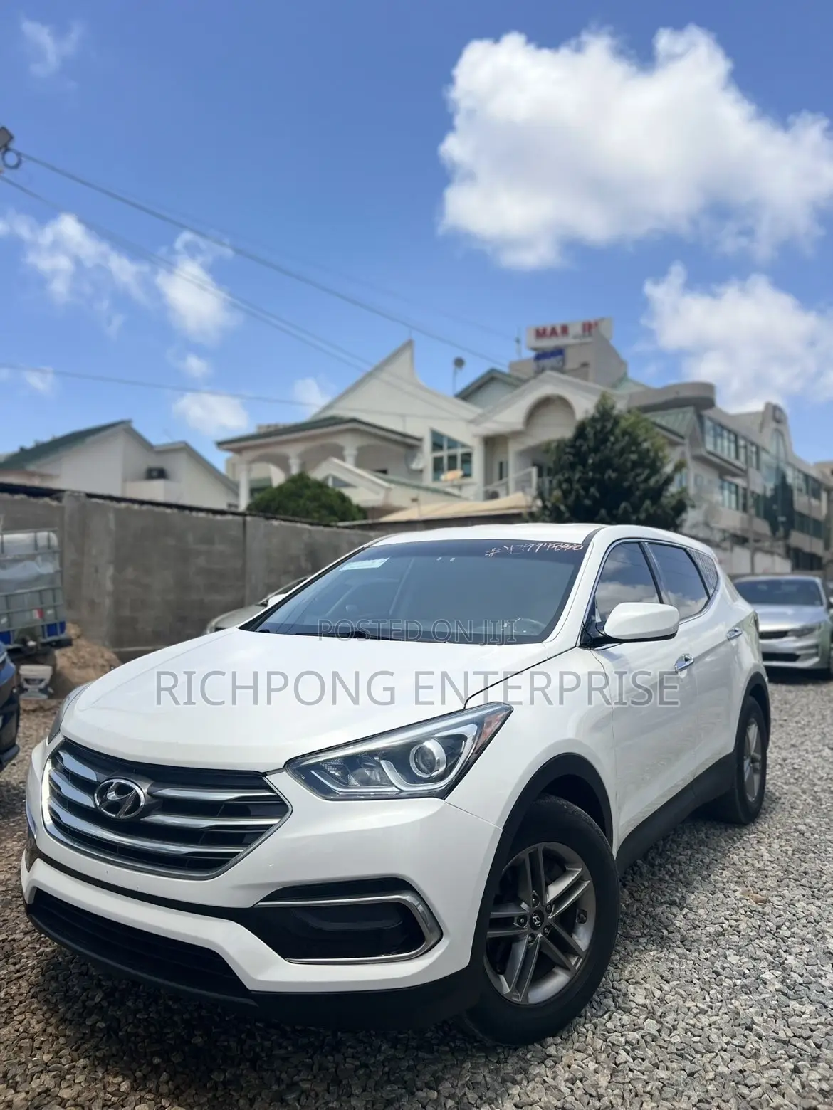 Hyundai Santa Fe SE AWD 2017 White