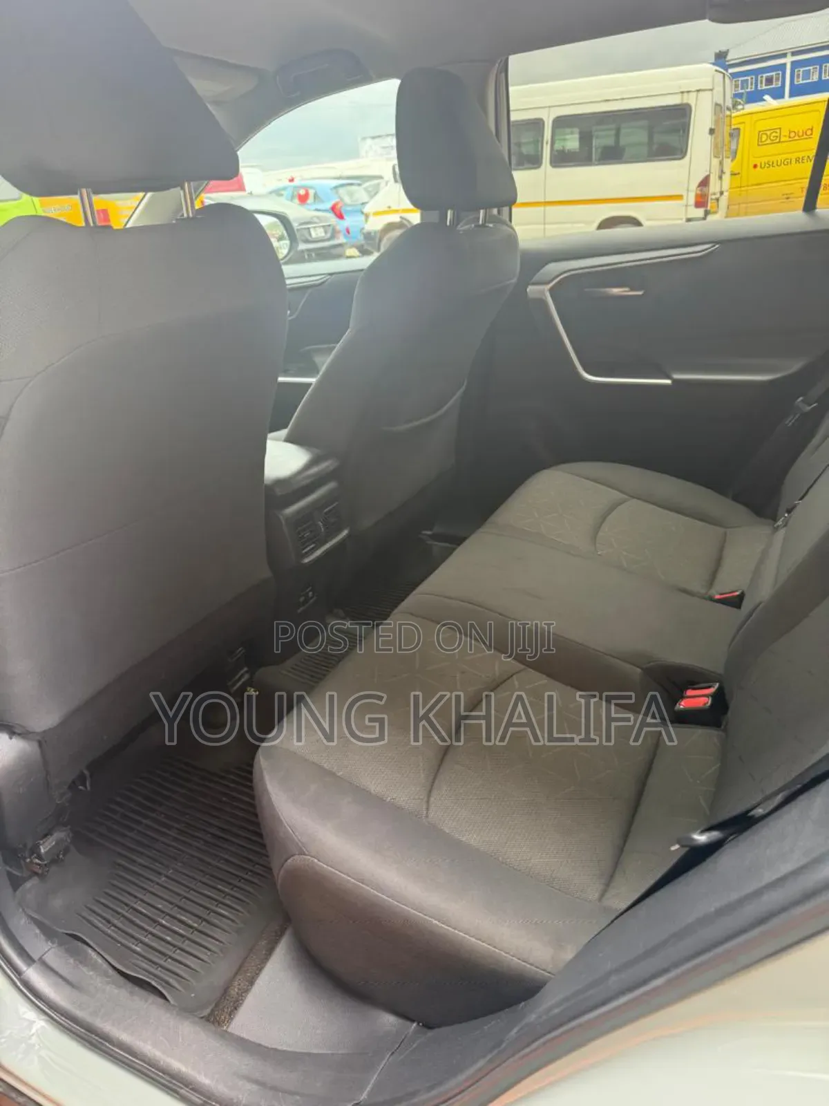 Toyota RAV4 2021 Green