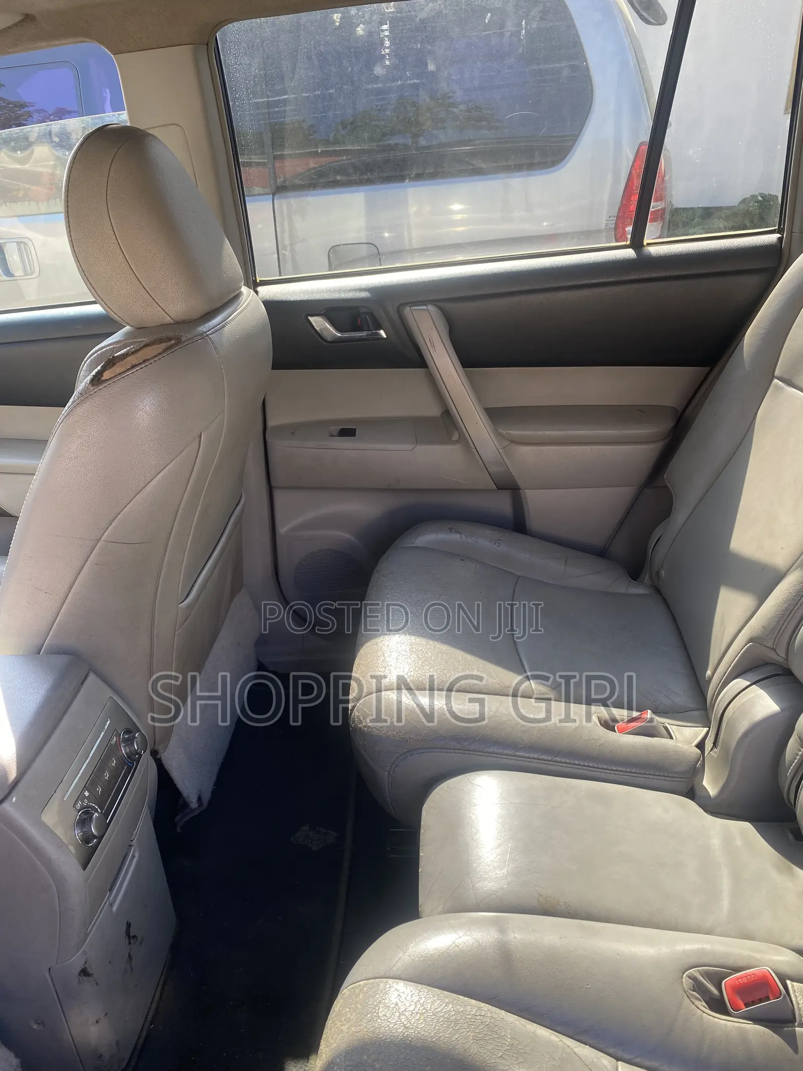 Toyota Highlander 3.5L 4WD 2013 Gray