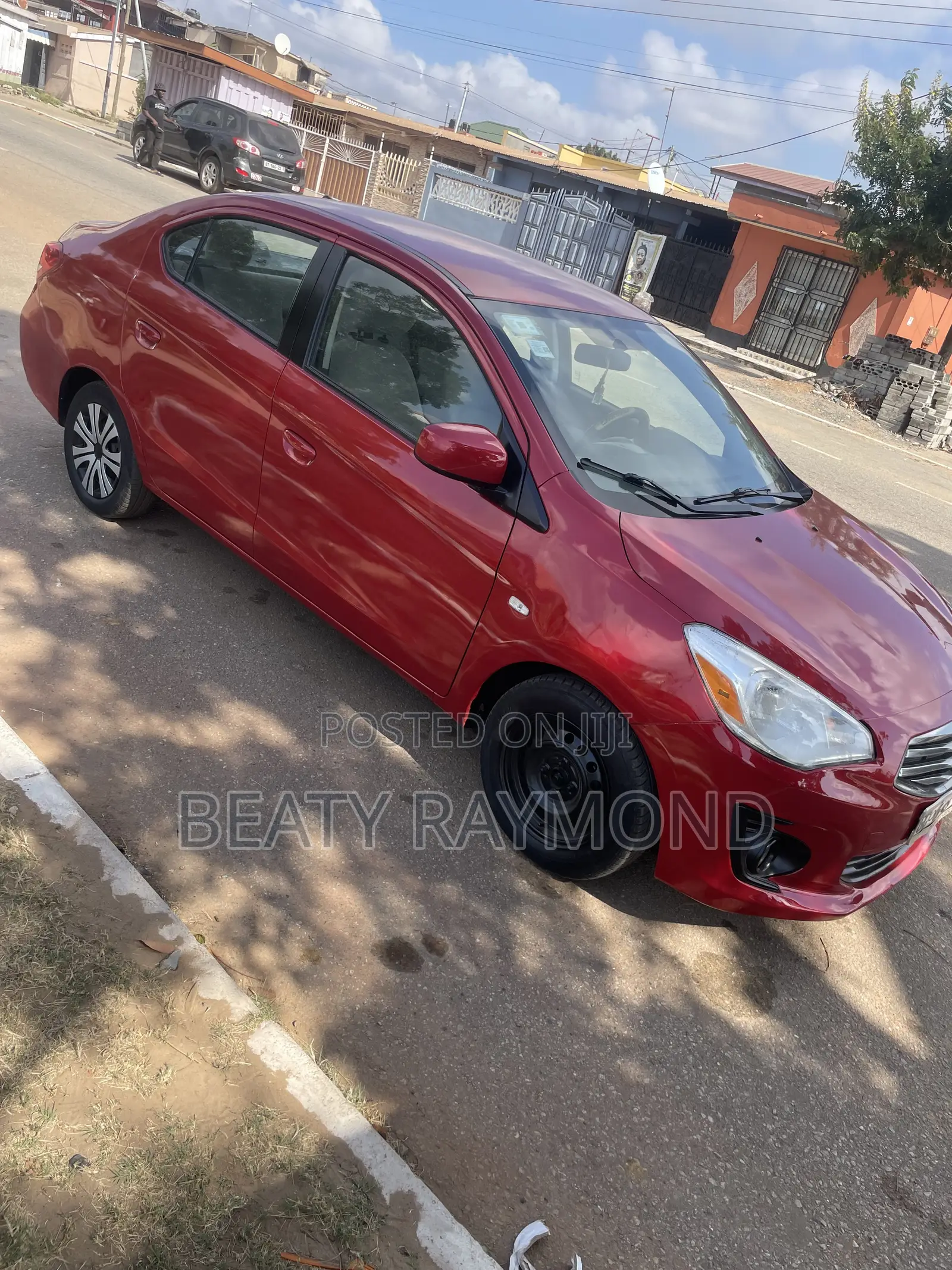 Mitsubishi Mirage ES 2018 Red