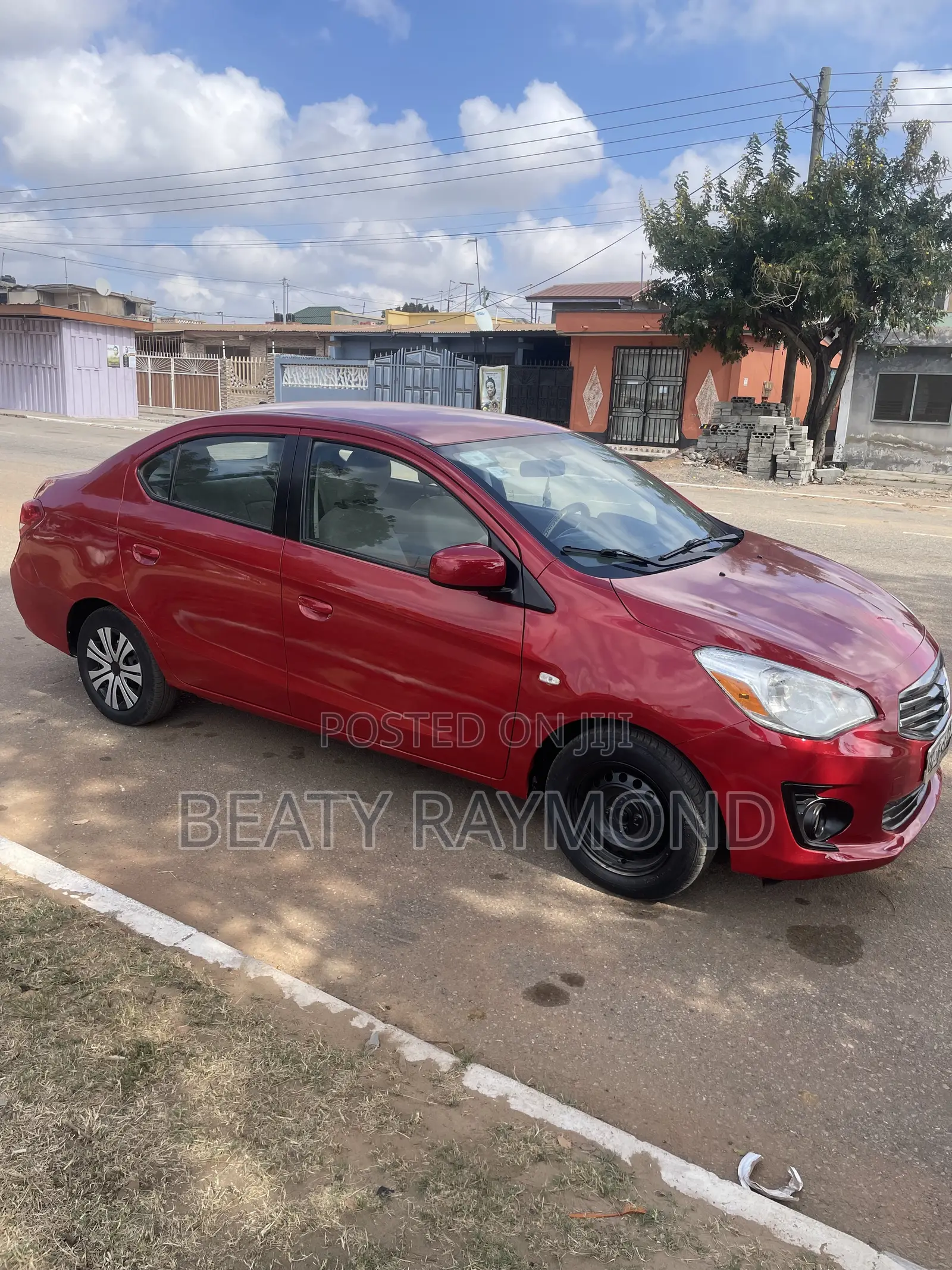 Mitsubishi Mirage ES 2018 Red