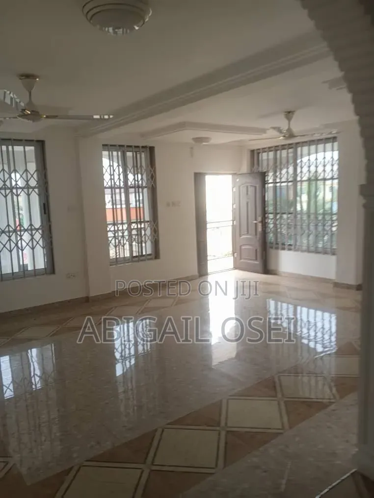 2bdrm Apartment in Madina, Social Welfare for rent