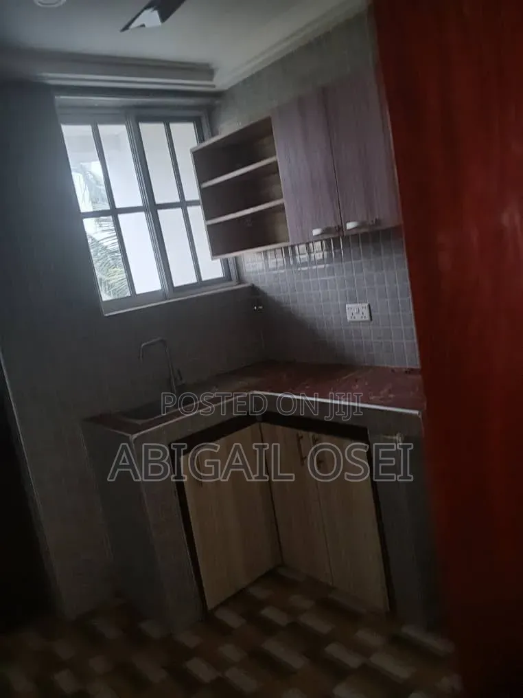 2bdrm Apartment in Madina, Social Welfare for rent