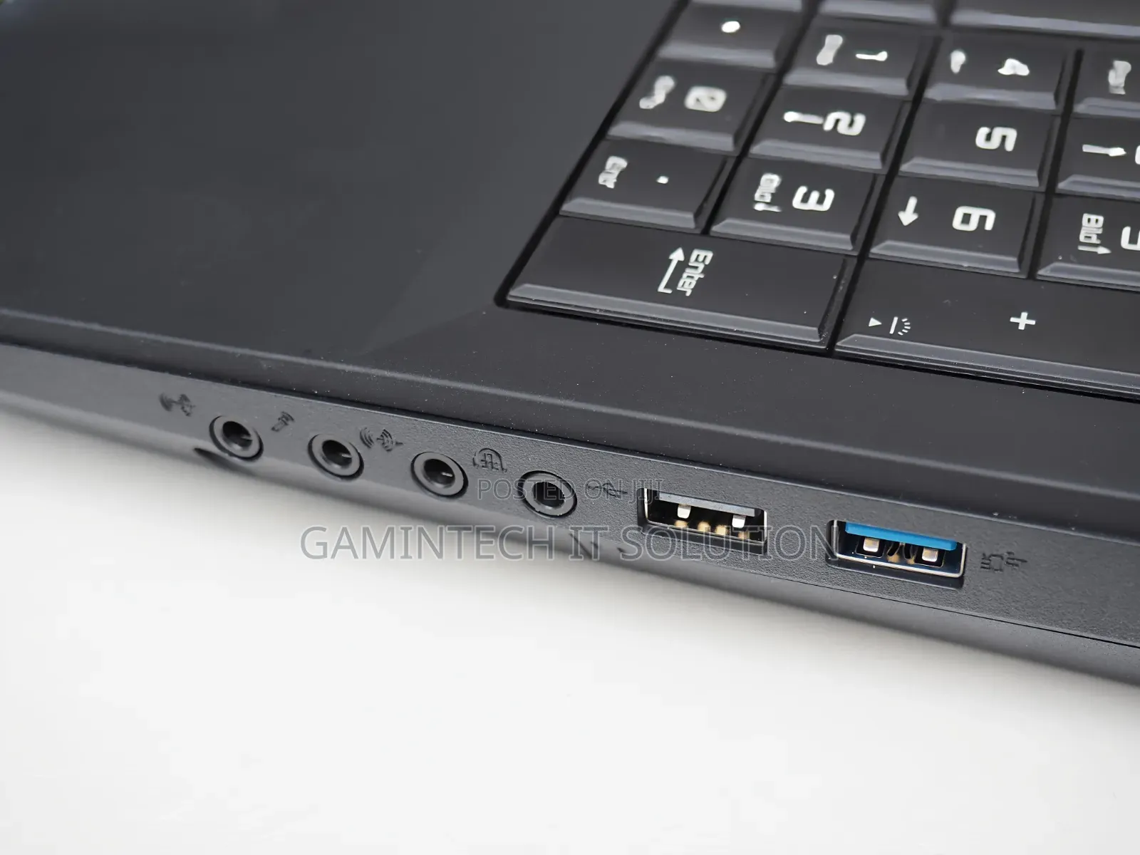 Laptop Clevo P751DM2-G 32GB Intel Core i7 HDD+SSD 1T