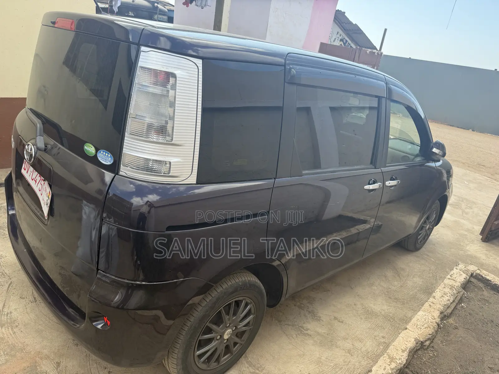 Toyota Sienta 2020 Gray