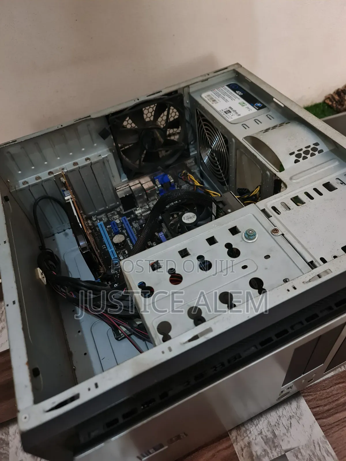 Desktop Computer Asus 8GB AMD A6 HDD+SSD 256GB