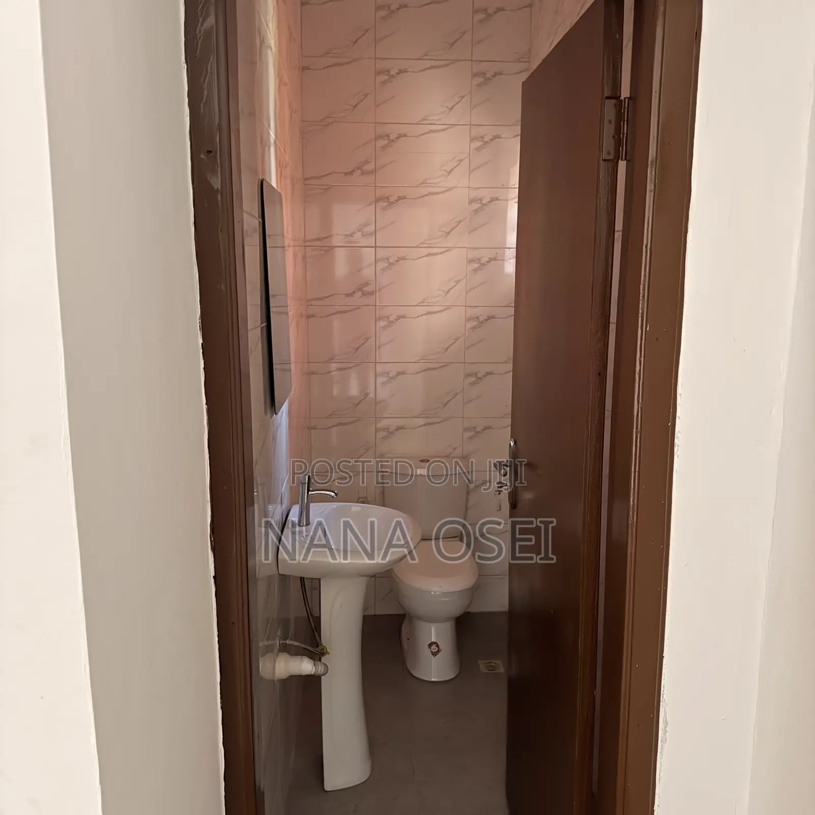 2bdrm Apartment in Nhf Estate Community, Tema Metropolitan for rent