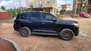Toyota Land Cruiser 4.5 V8 TD 2019 Black