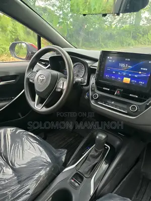 Toyota Corolla 2021 Orange