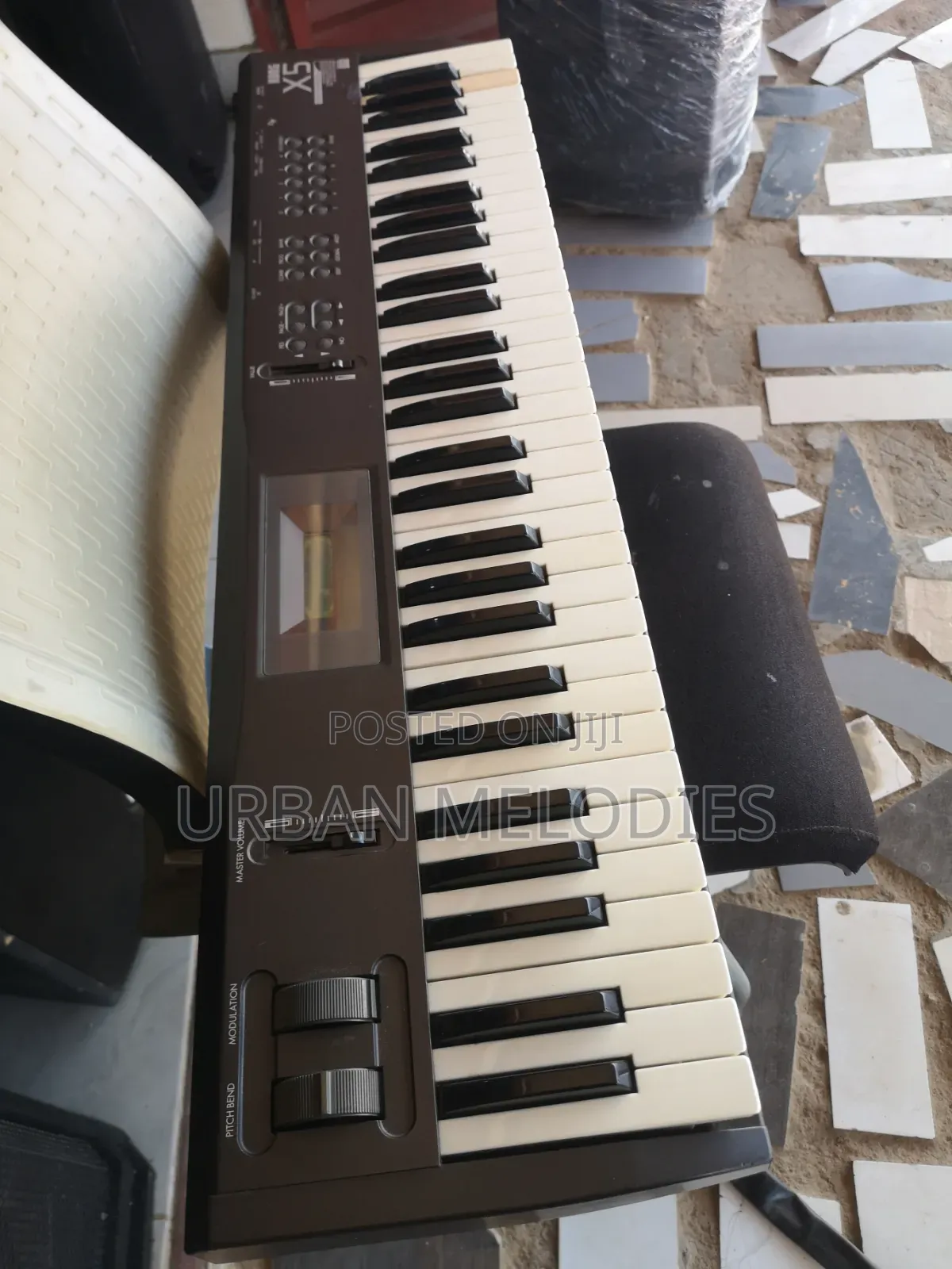 Korg X5 Synthesizer Keyboard