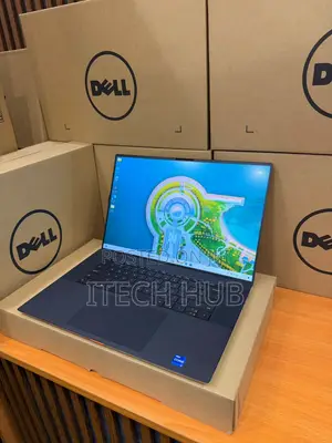 New Laptop Dell XPS 15 9520 16GB Intel Core i9 SSD 512GB