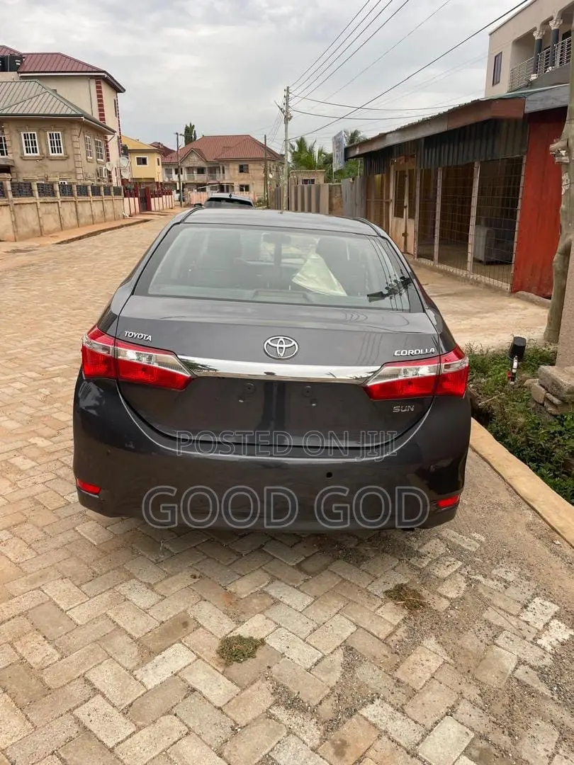 Toyota Corolla LE 4dr Sedan (1.8L 4cyl CVT) 2016 Black