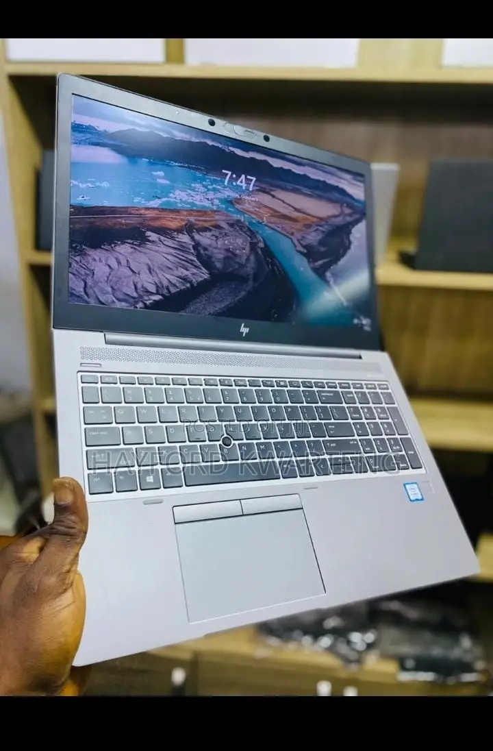 Laptop HP ZBook Studio G5 16GB Intel Core i7 SSD 256GB