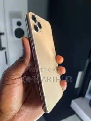 Apple iPhone 11 Pro Max 64 GB Gold