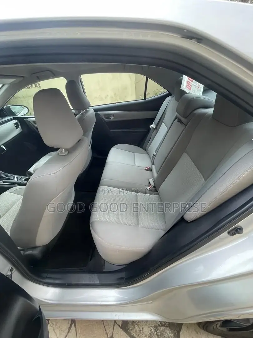 Hyundai Elantra Sport Sedan FWD (1.6L 4cyl 6M) 2017 Silver