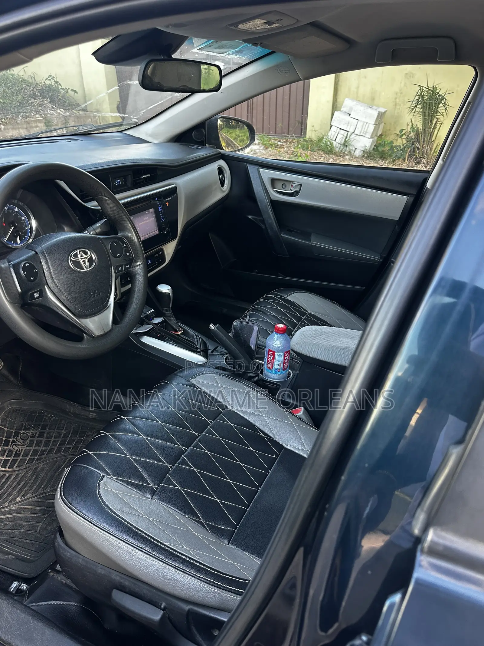 Toyota Corolla LE 4dr Sedan (1.8L 4cyl CVT) 2017 Black