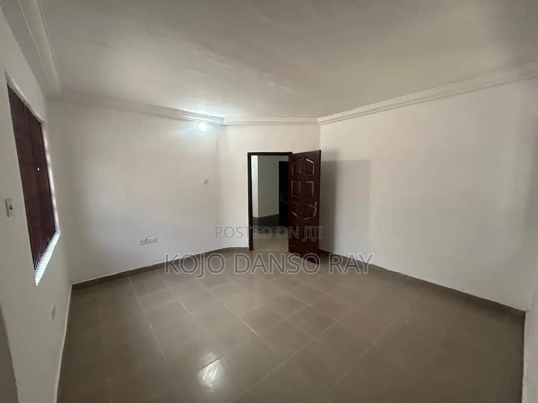 5bdrm House in Pandak Agency, Agbogba for rent