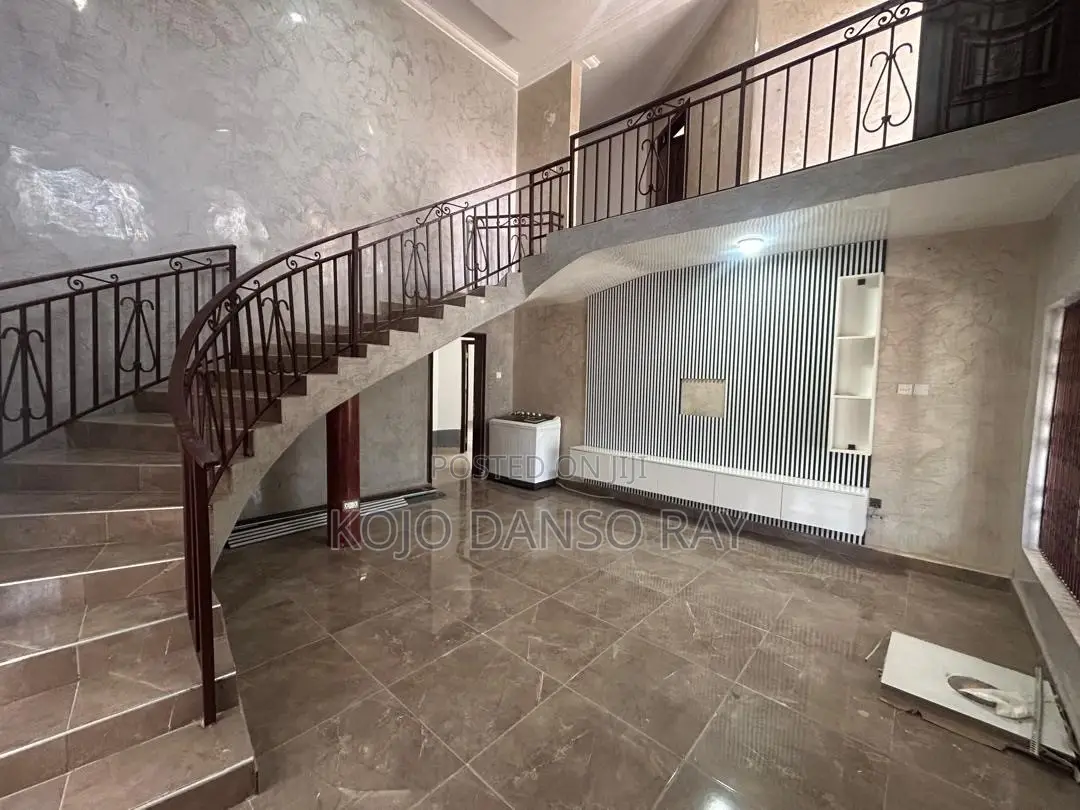 5bdrm House in Pandak Agency, Agbogba for rent