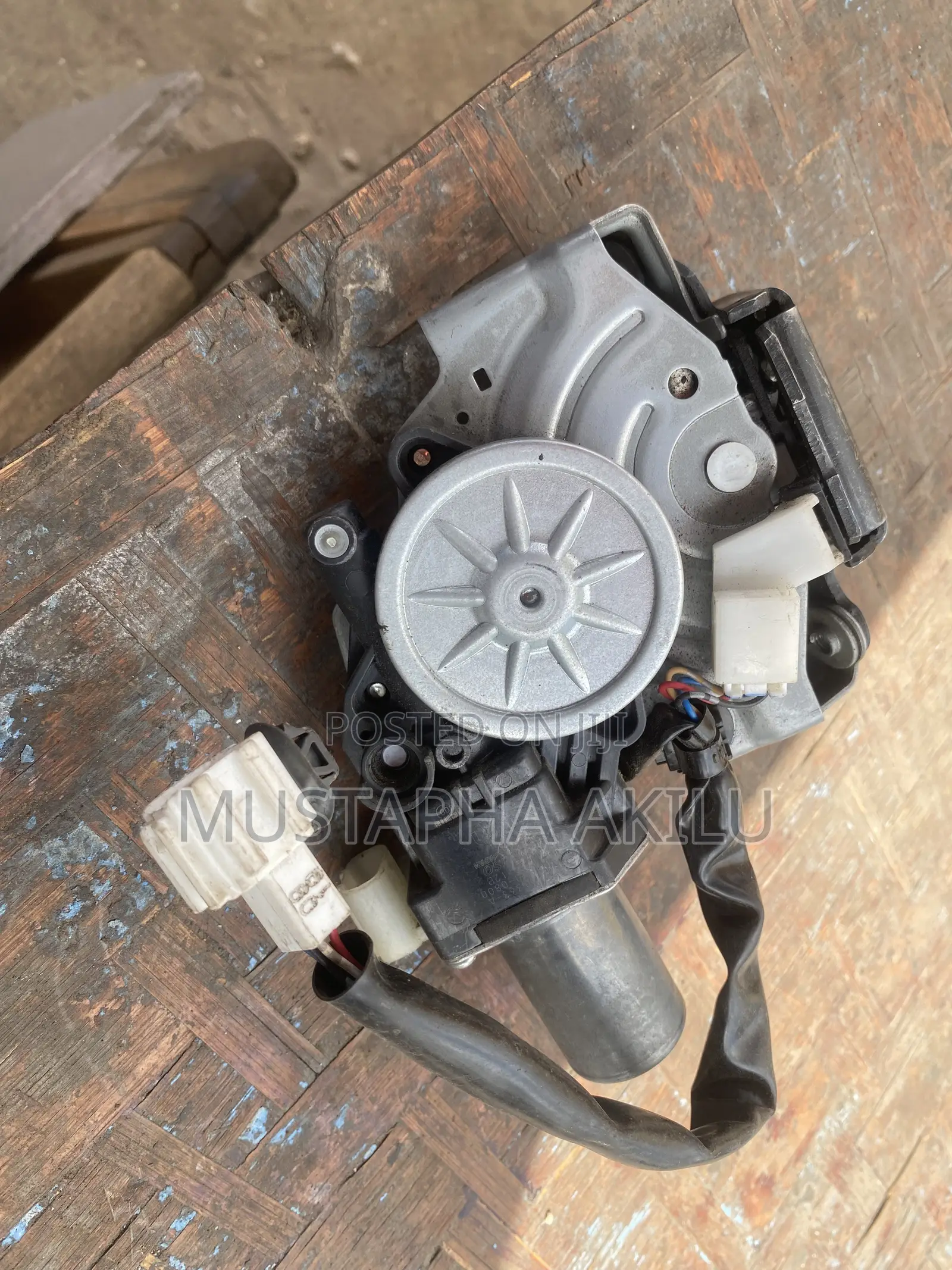 Honda CRV Boot Lock