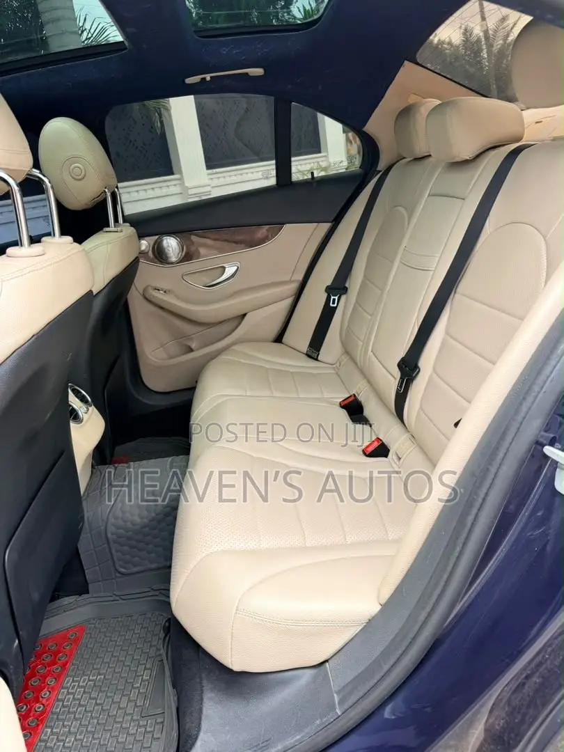 Mercedes-Benz C300 2016 Blue