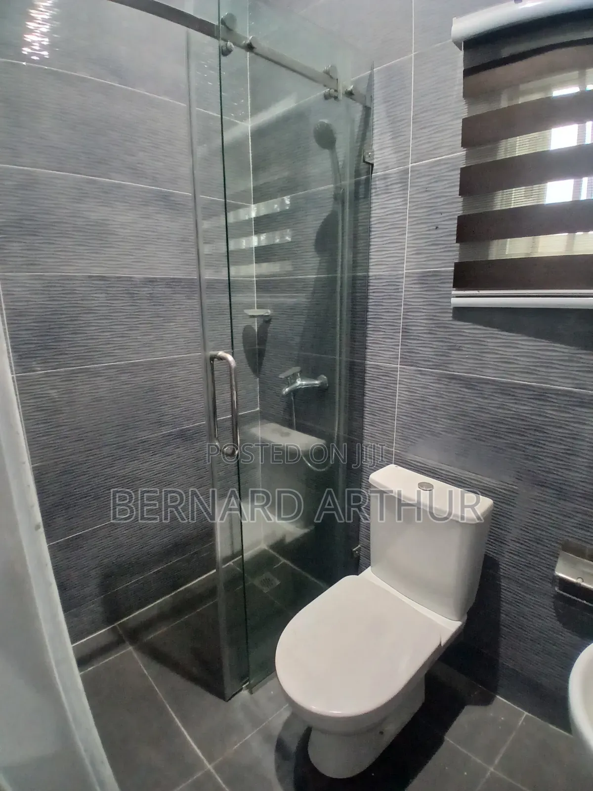 5bdrm House in Bernard Agency, Amasaman for rent