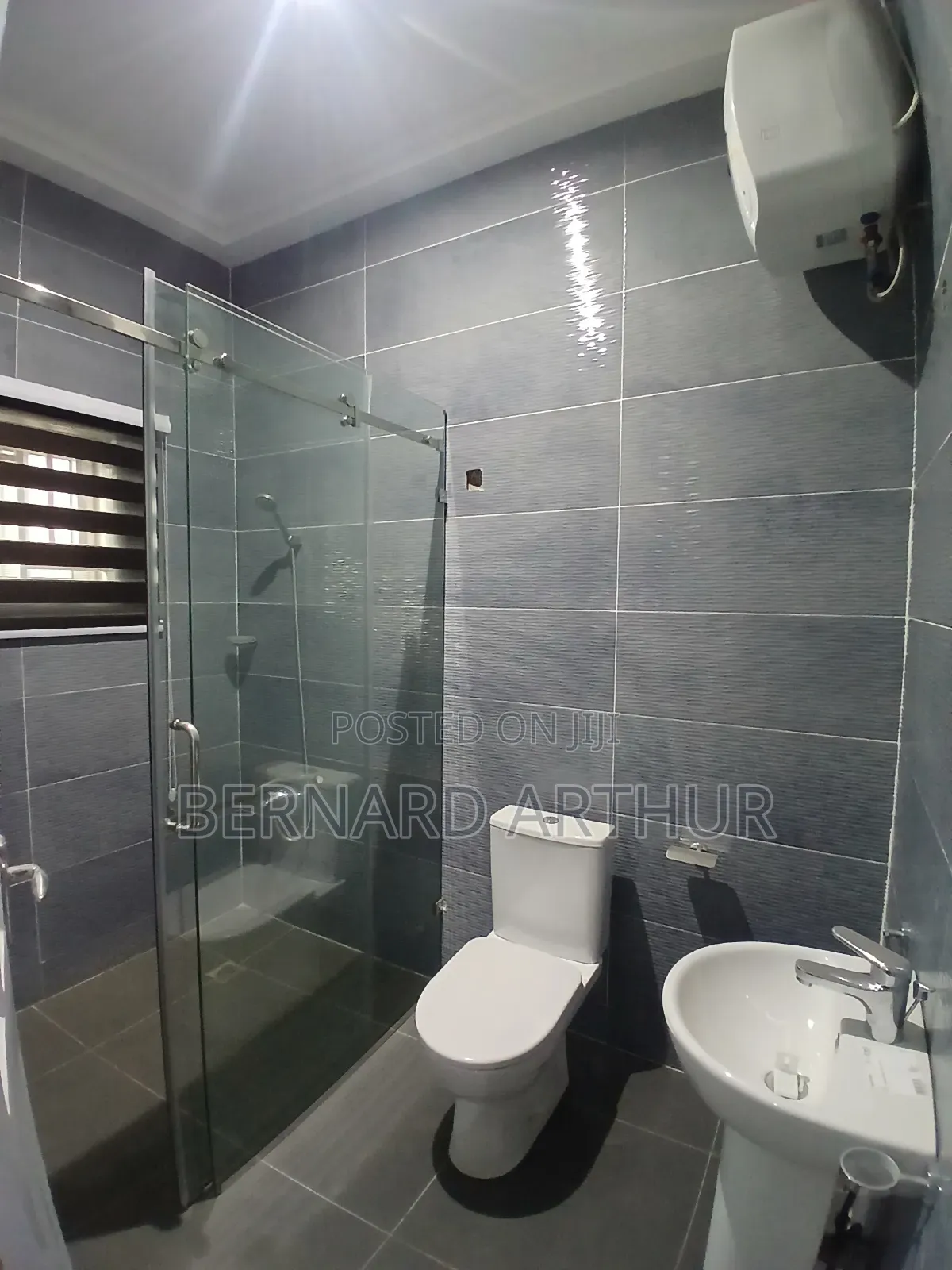 5bdrm House in Bernard Agency, Amasaman for rent