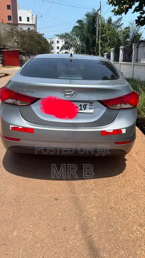 Hyundai Elantra Limited 4dr Sedan (1.8L 4cyl 6A) 2015 Gray