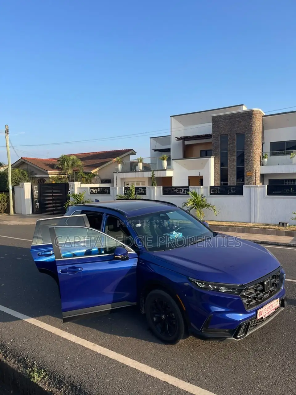 Honda CR-V Hybrid 2023 Blue