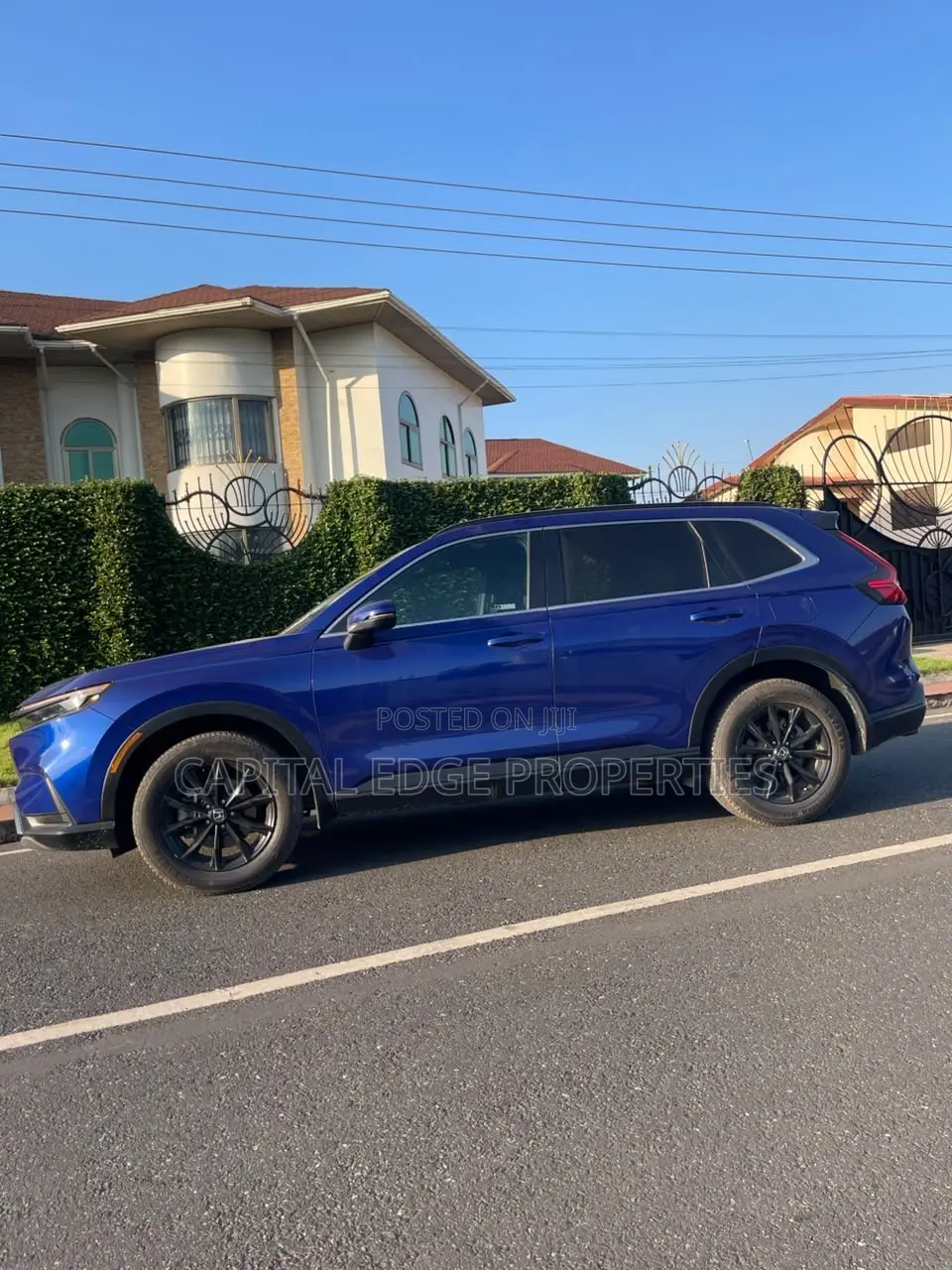 Honda CR-V Hybrid 2023 Blue
