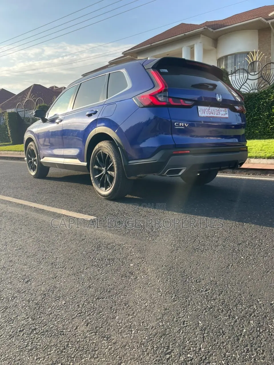 Honda CR-V Hybrid 2023 Blue