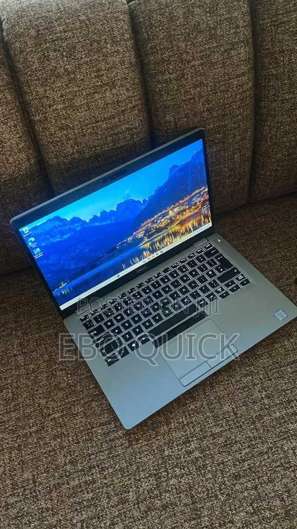 Laptop Dell Latitude 5410 8GB Intel Core i5 SSD 256GB