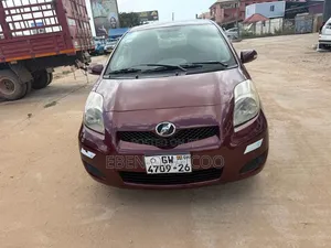Toyota Vitz 2010 Burgundy