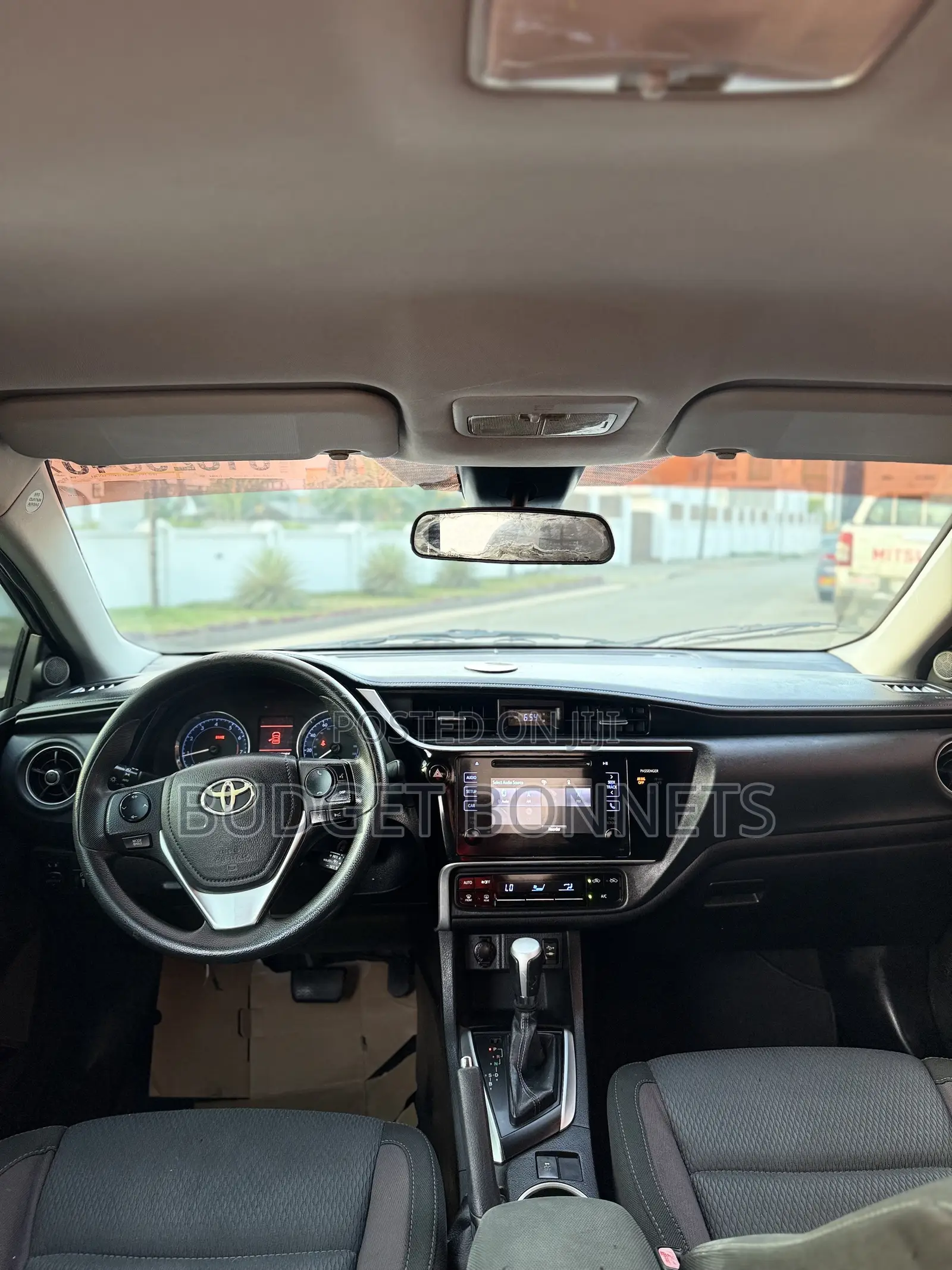 Toyota Corolla LE 4dr Sedan (1.8L 4cyl CVT) 2017 Black