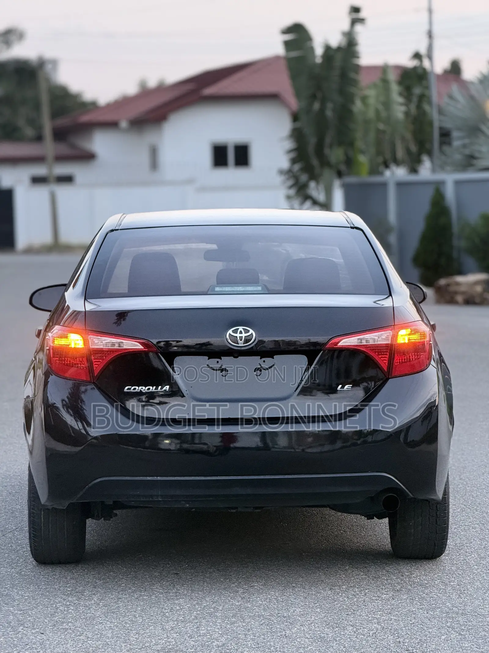 Toyota Corolla LE 4dr Sedan (1.8L 4cyl CVT) 2017 Black