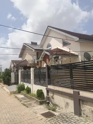 Furnished 3bdrm House in Madina Estate for rent