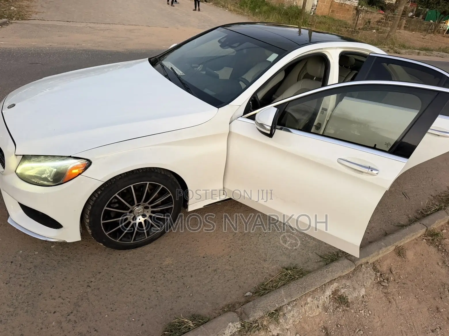 Mercedes-Benz C300 Base AWD 4Matic Sedan (2.0L 4cyl 7A) 2015 White